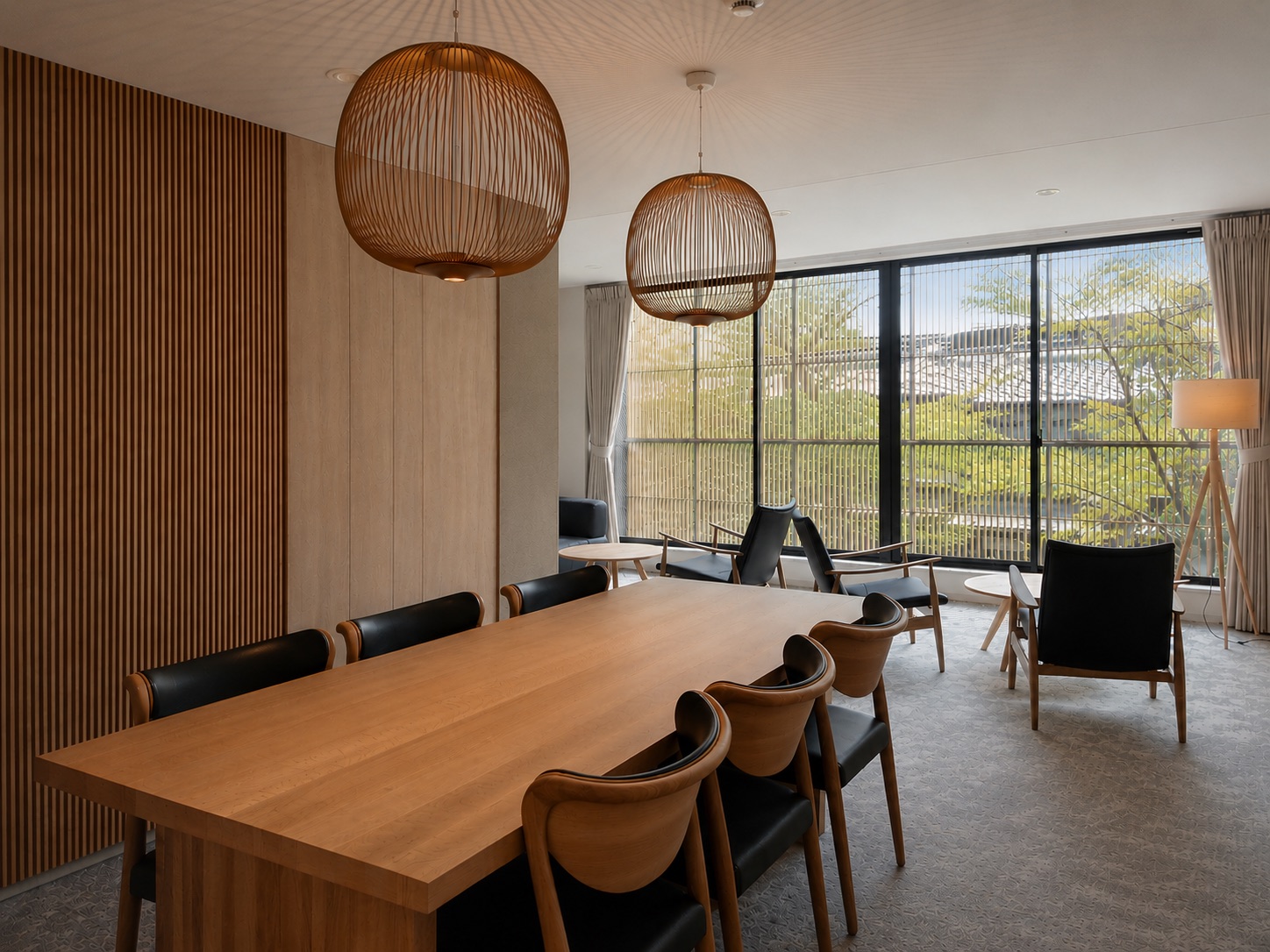 Guests-only lounge
